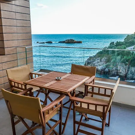 Hotel Mediterraneo Liman Free Private Beach For Hotel Guest Ulcinj Exterior photo