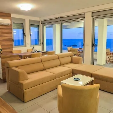 Hotel Mediterraneo Liman Free Private Beach For Hotel Guest Ulcinj Exterior photo